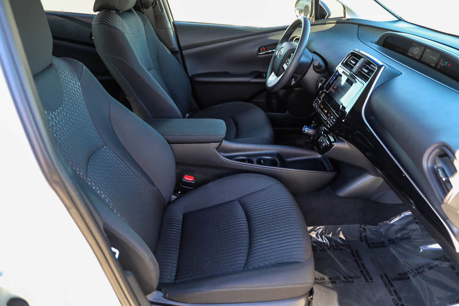 Thumbnail: 2017 Toyota Prius - 15