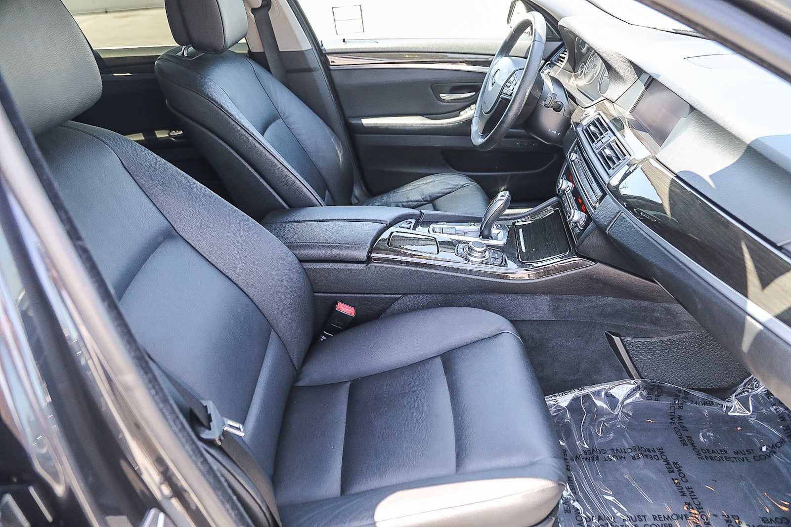 Thumbnail: 2012 BMW 5 Series - 15