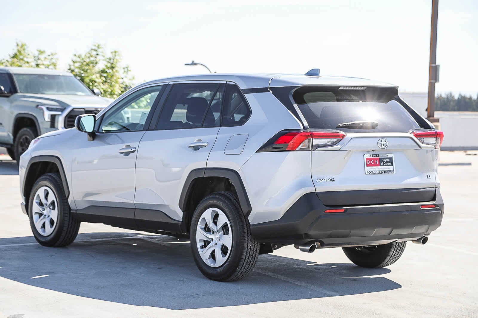 Thumbnail: 2024 Toyota RAV4 - 8