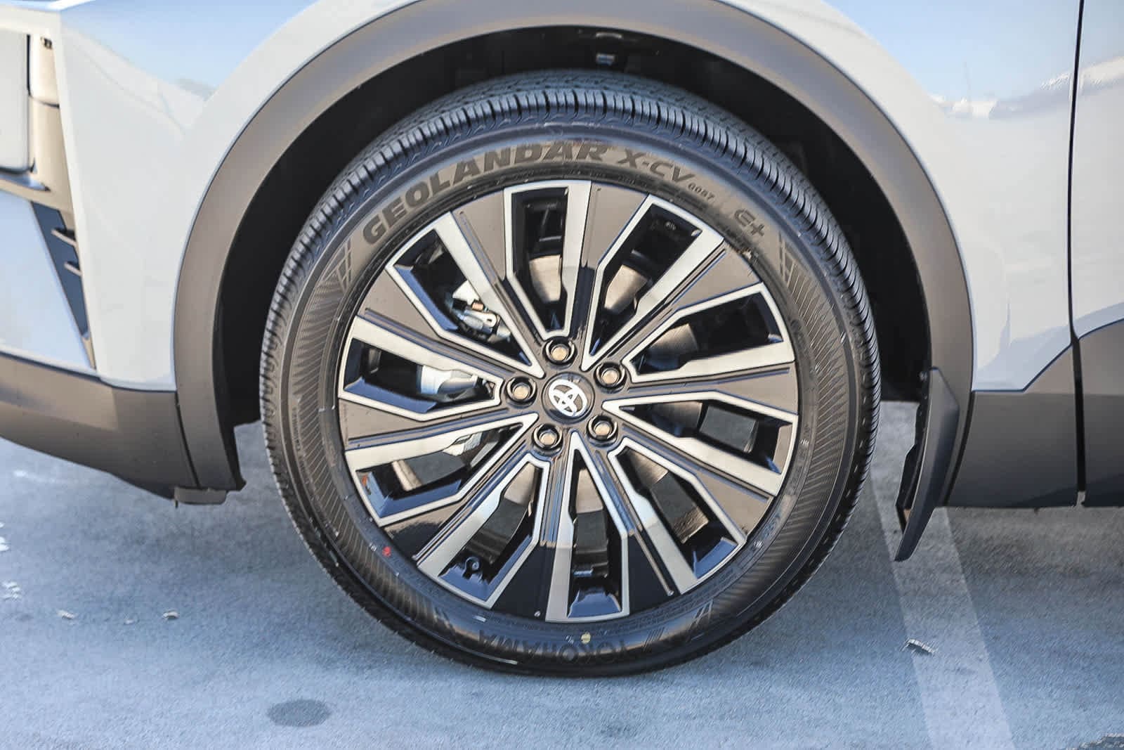 Thumbnail: 2026 Toyota C-HR - 10