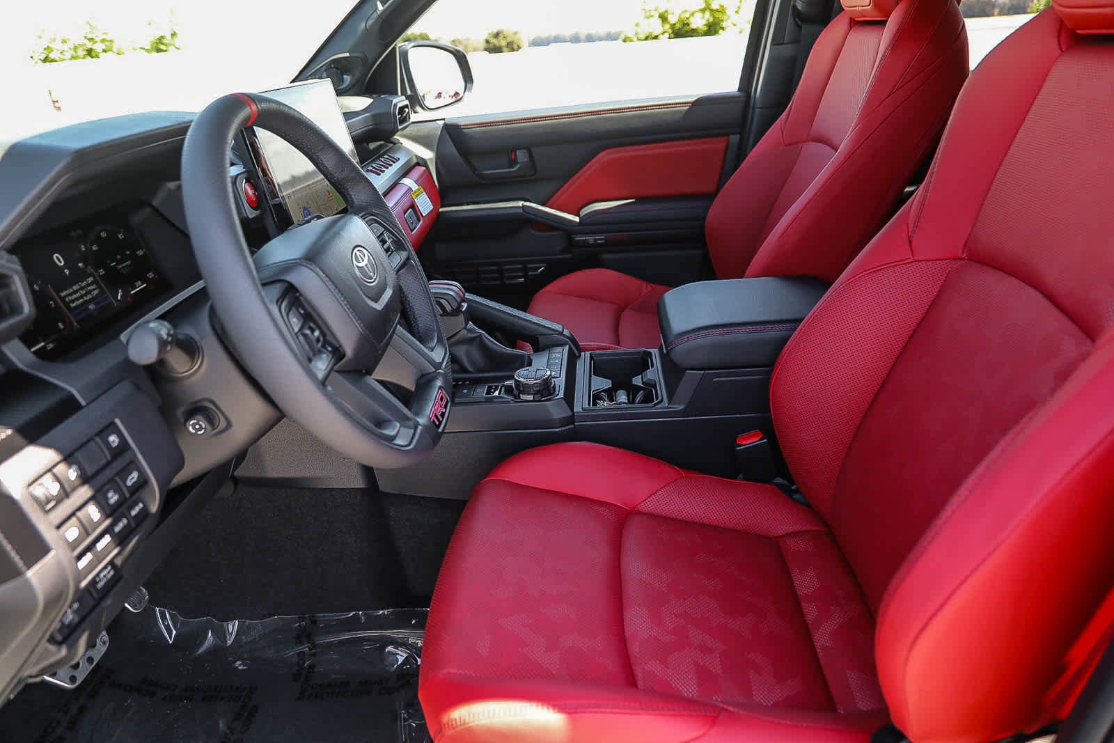 Thumbnail: 2025 Toyota 4Runner - 17