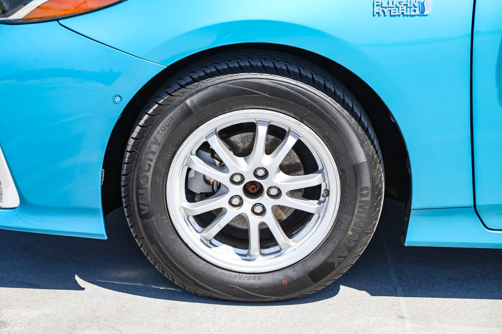 Thumbnail: 2017 Toyota Prius Prime - 9