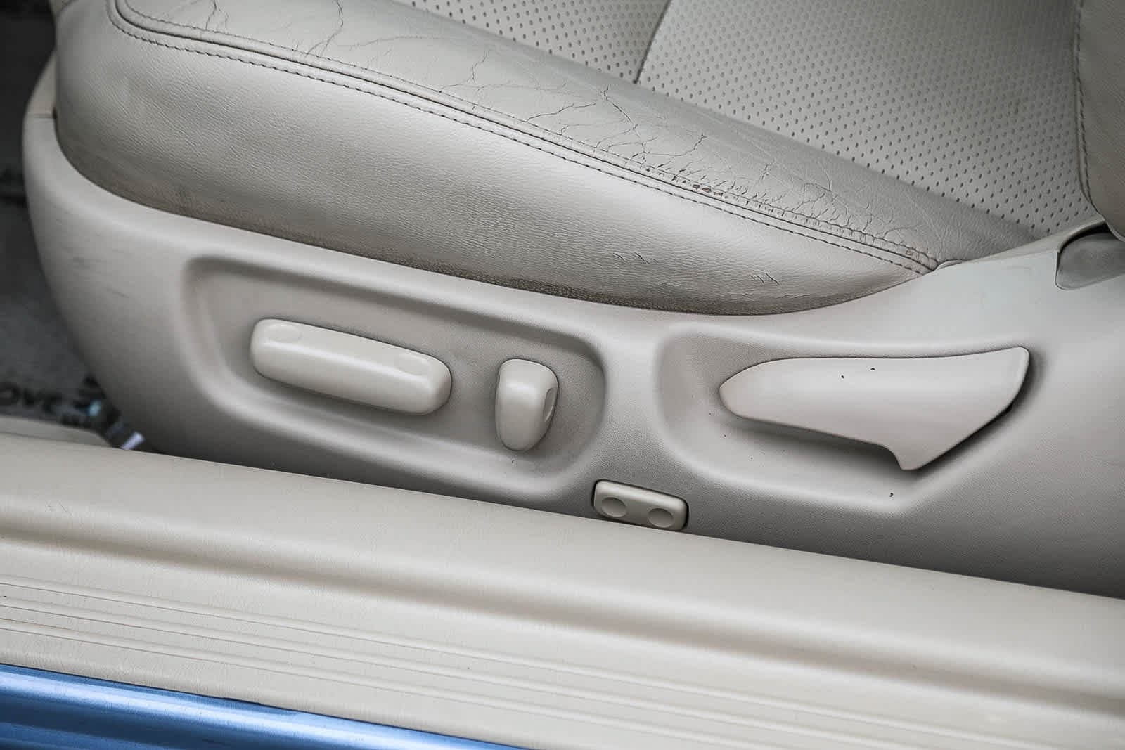 Thumbnail: 2008 Toyota Camry Solara - 20