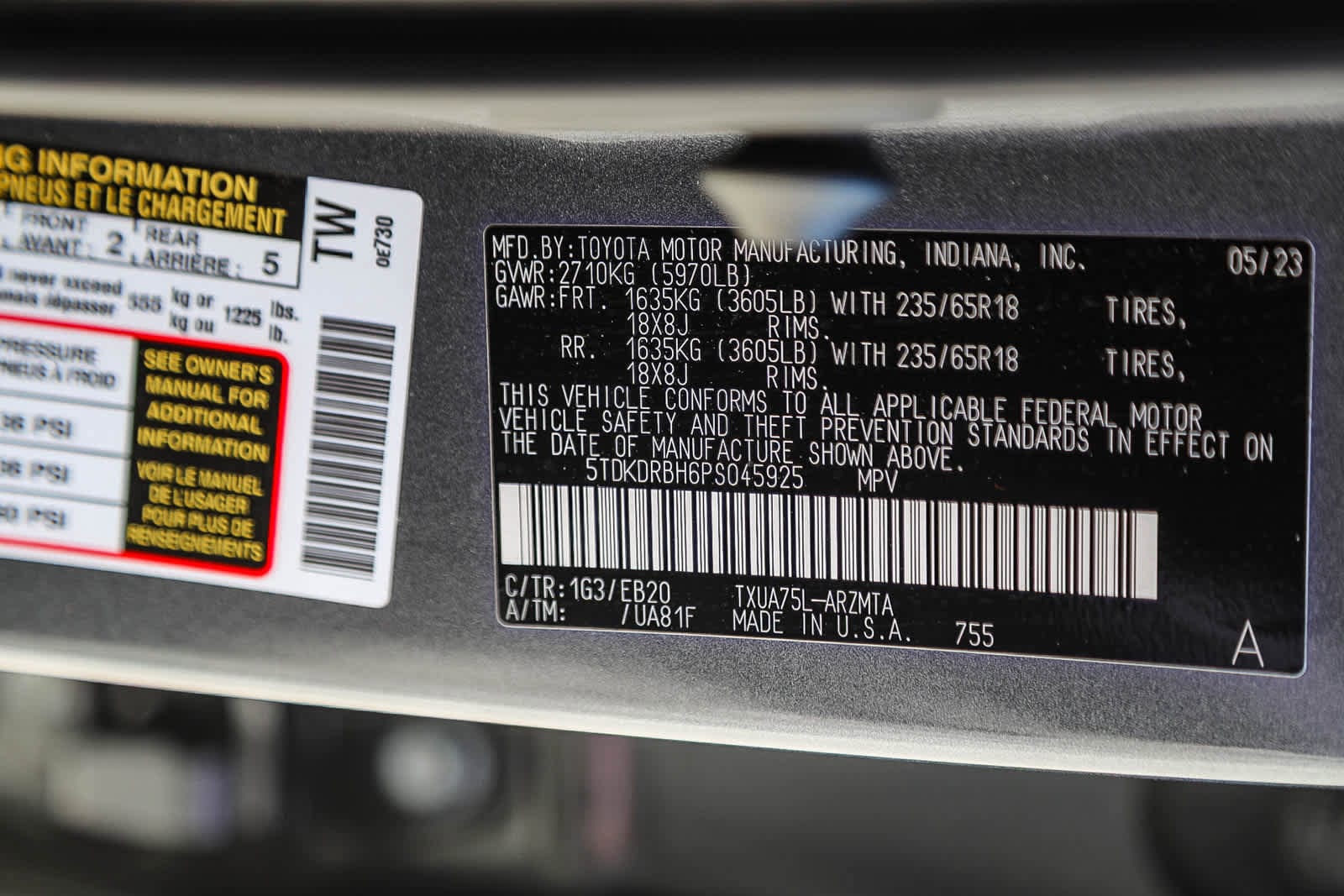 Thumbnail: 2023 Toyota Highlander - 28