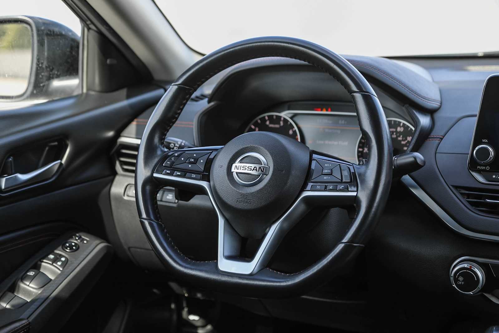 Thumbnail: 2021 Nissan Altima - 14