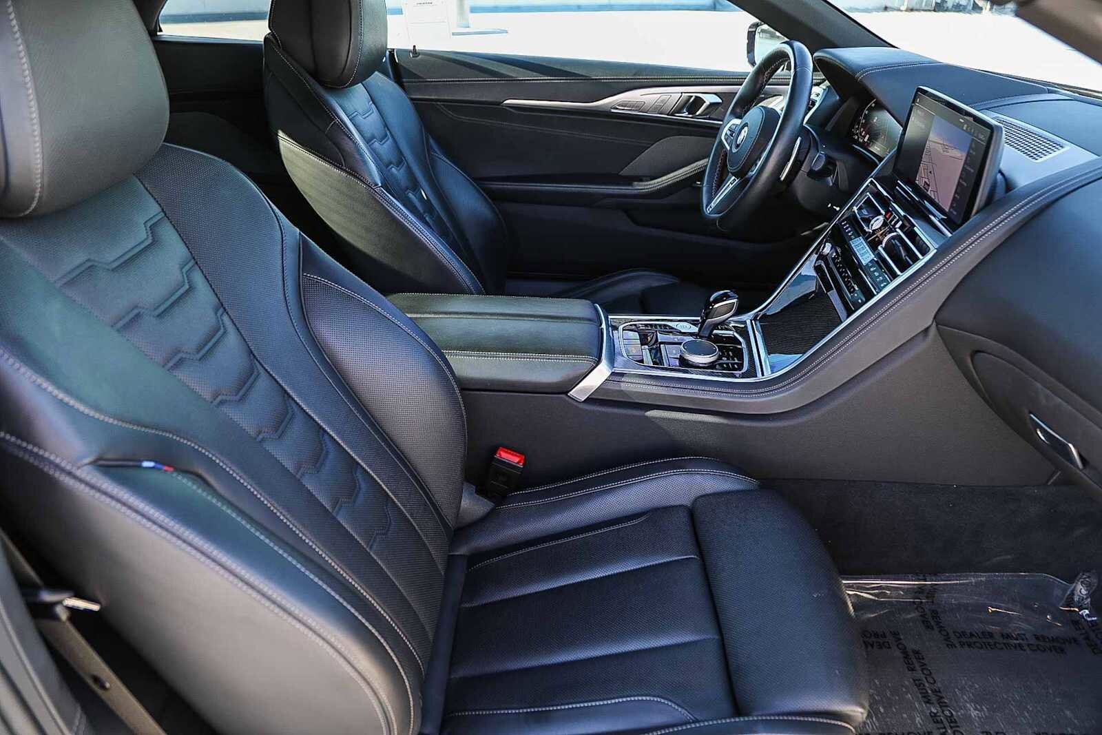 Thumbnail: 2024 BMW 8 Series - 22