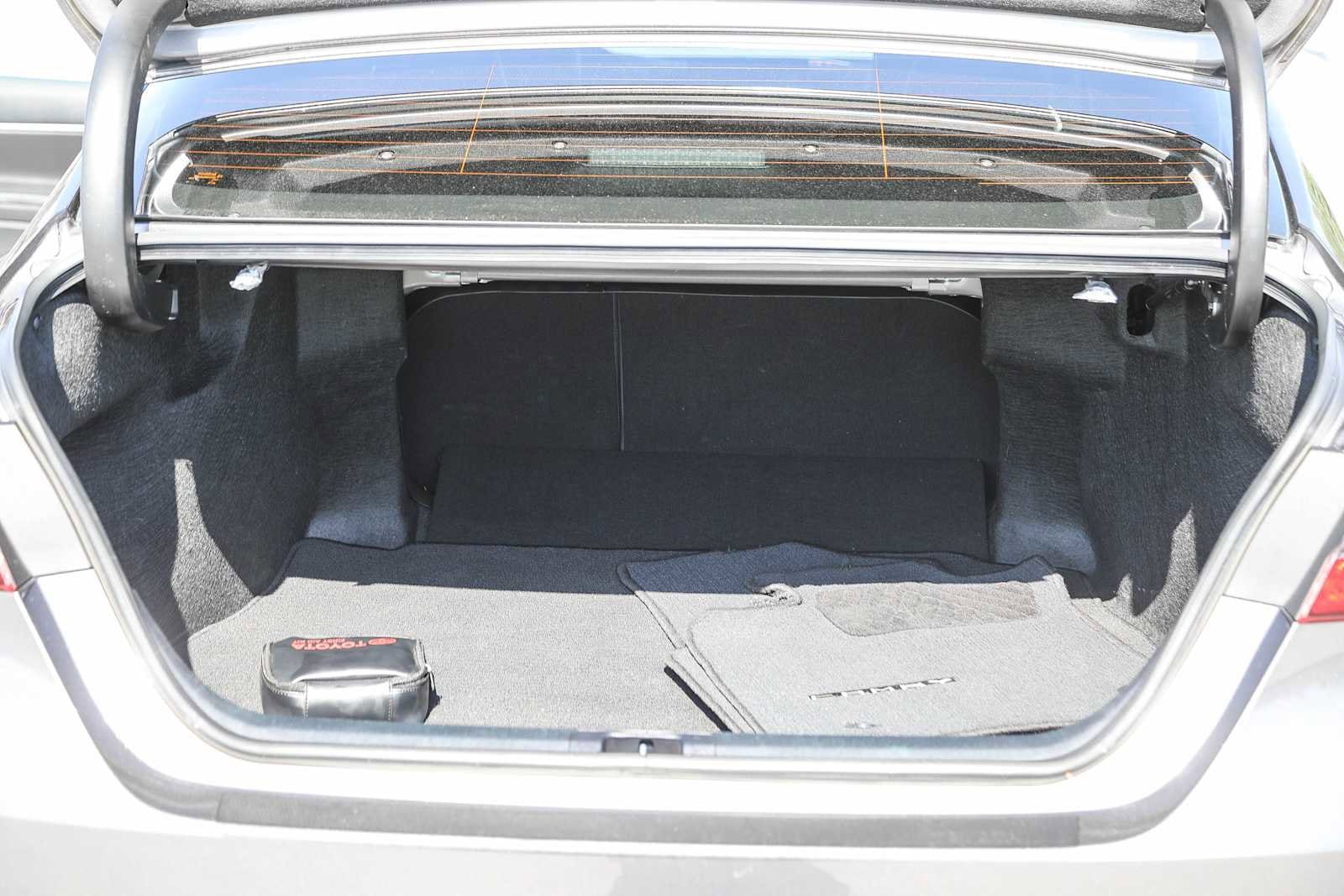 2023 Toyota Camry SE 22
