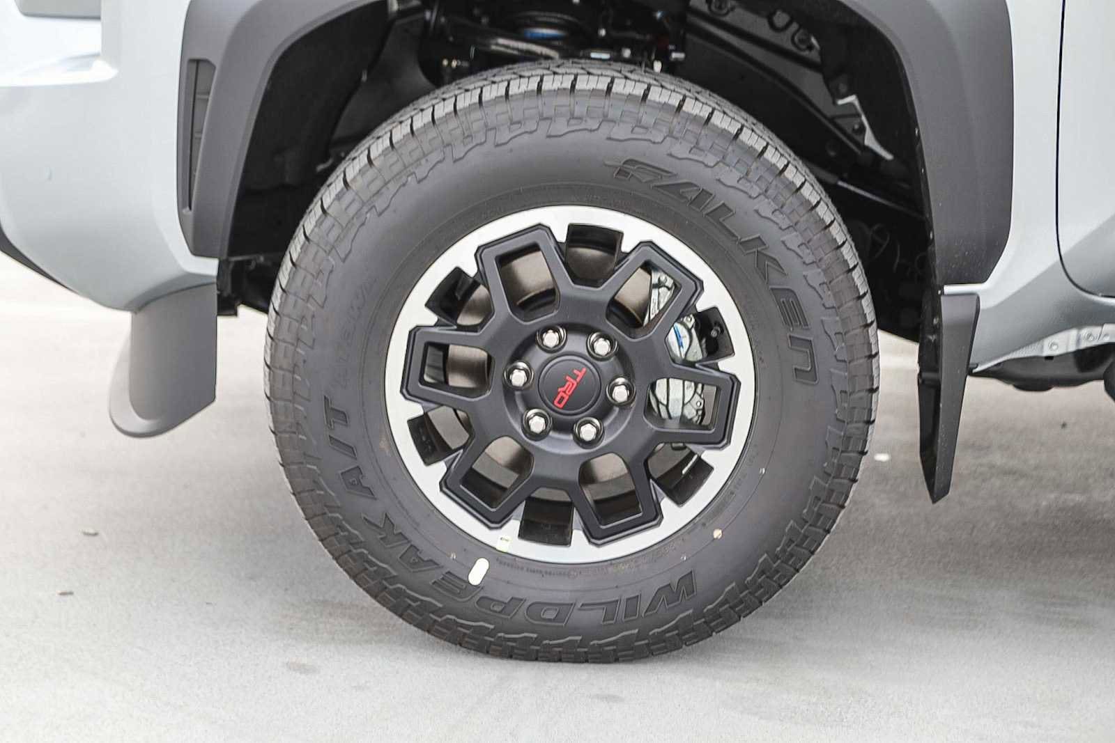 Thumbnail: 2025 Toyota Tacoma - 9