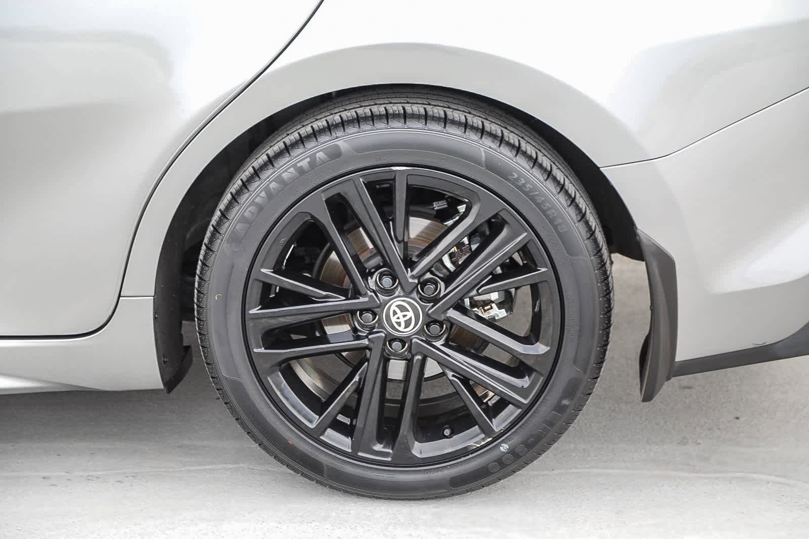 Thumbnail: 2025 Toyota Camry - 11