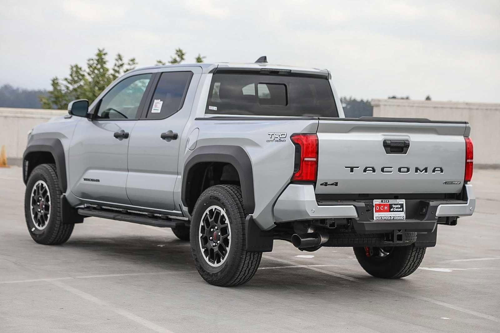 Thumbnail: 2025 Toyota Tacoma - 6