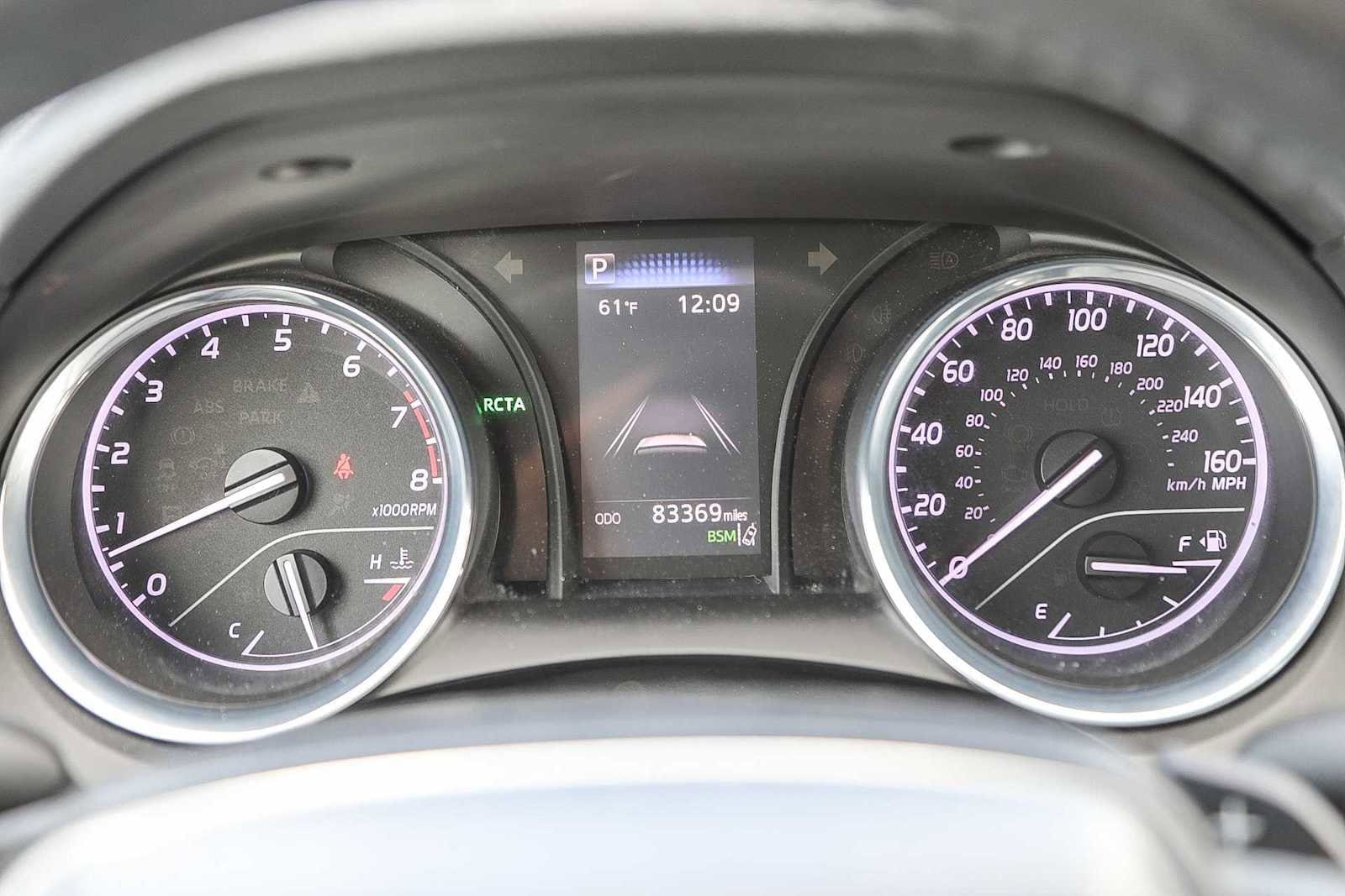 Thumbnail: 2020 Toyota Camry - 23