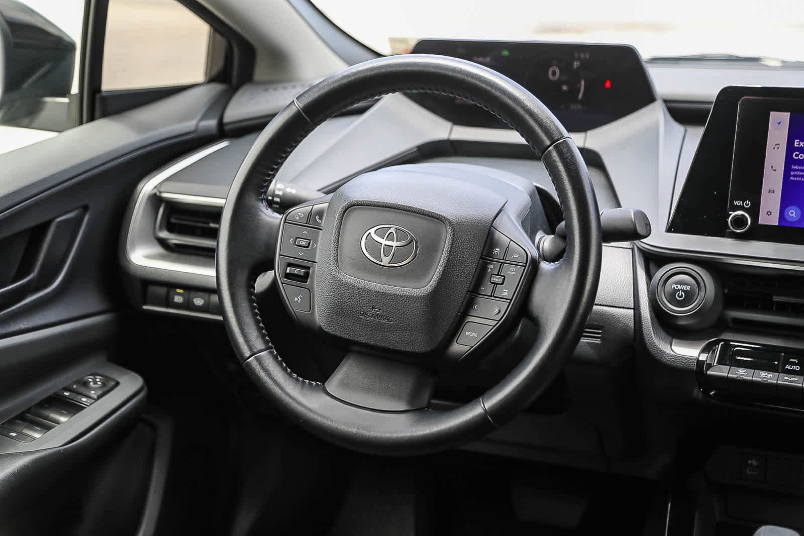 Thumbnail: 2023 Toyota Prius - 14