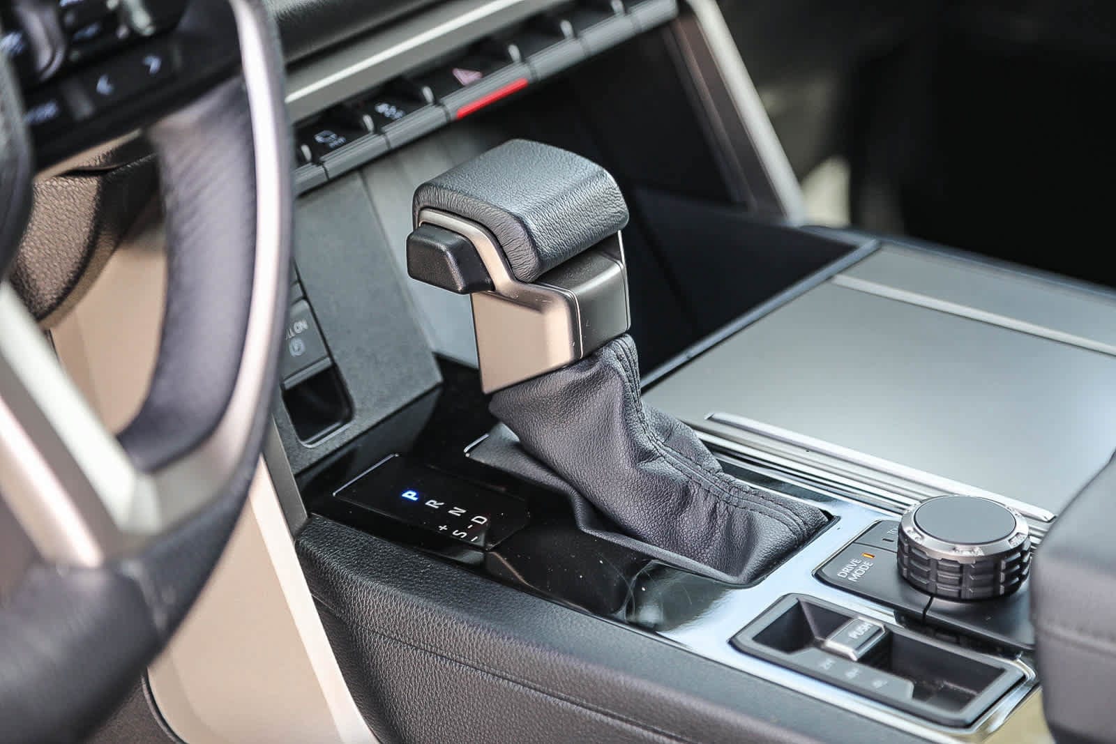 2025 Toyota Sequoia SR5 - Photo 20