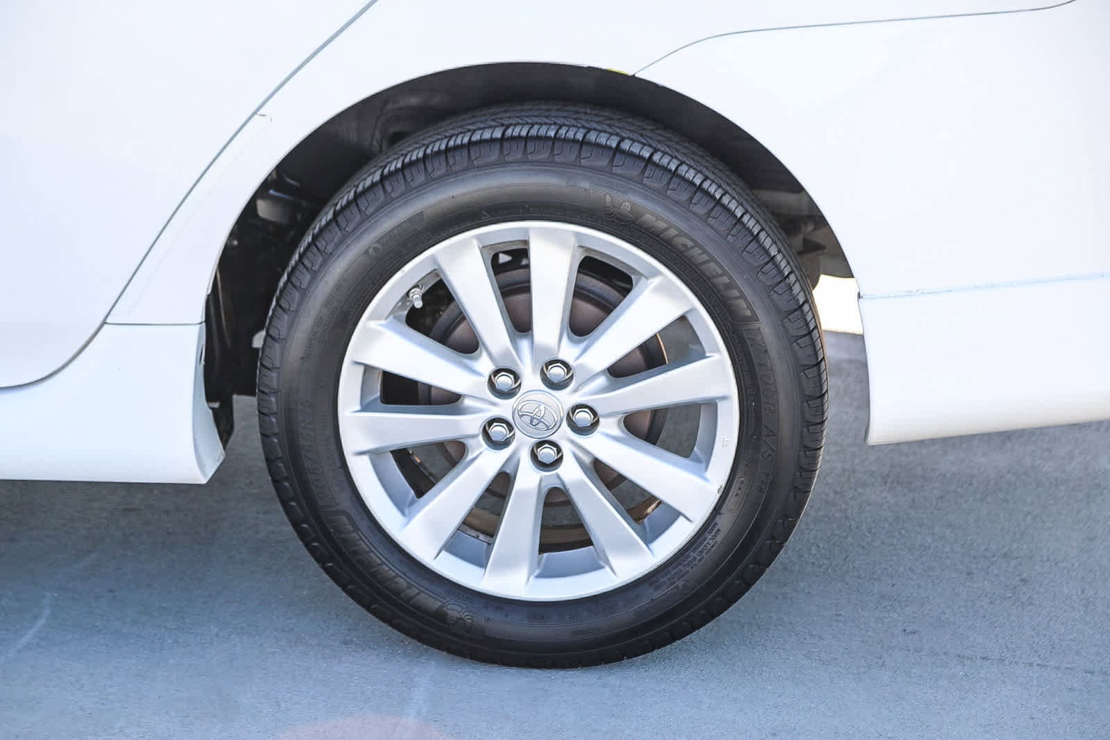 Thumbnail: 2010 Toyota Corolla - 11