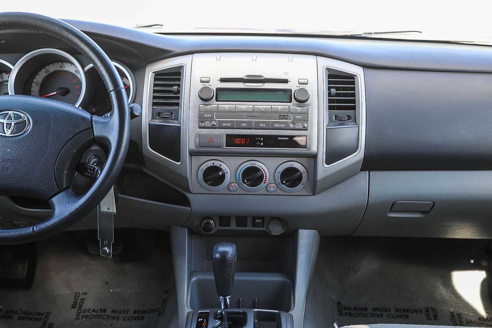 Thumbnail: 2011 Toyota Tacoma - 13