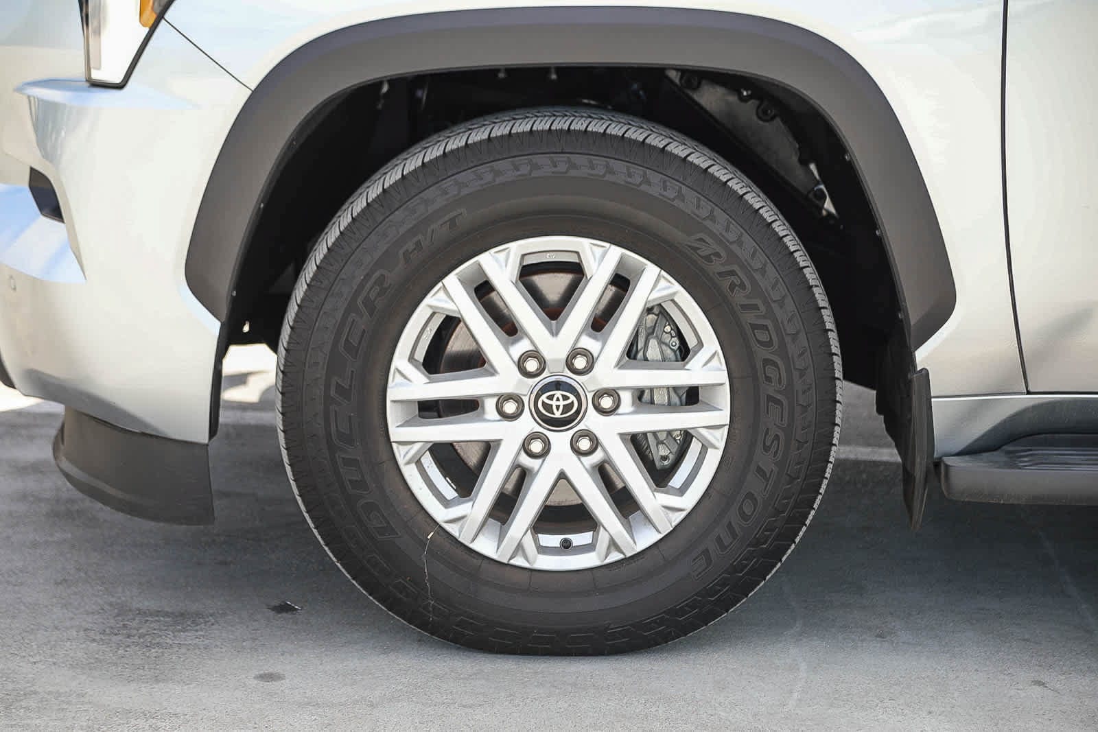 2025 Toyota Sequoia SR5 - Photo 10
