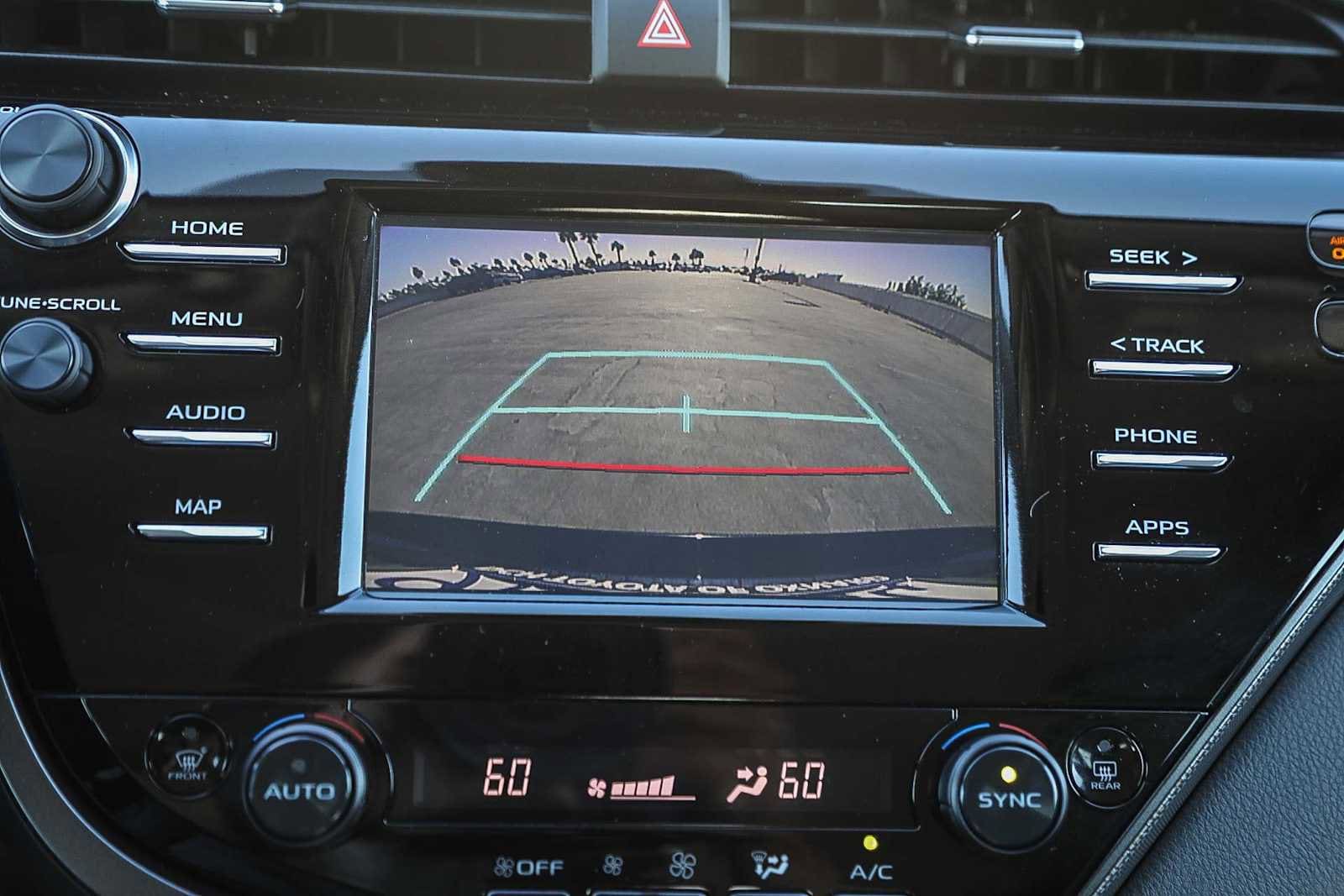 Thumbnail: 2019 Toyota Camry - 22
