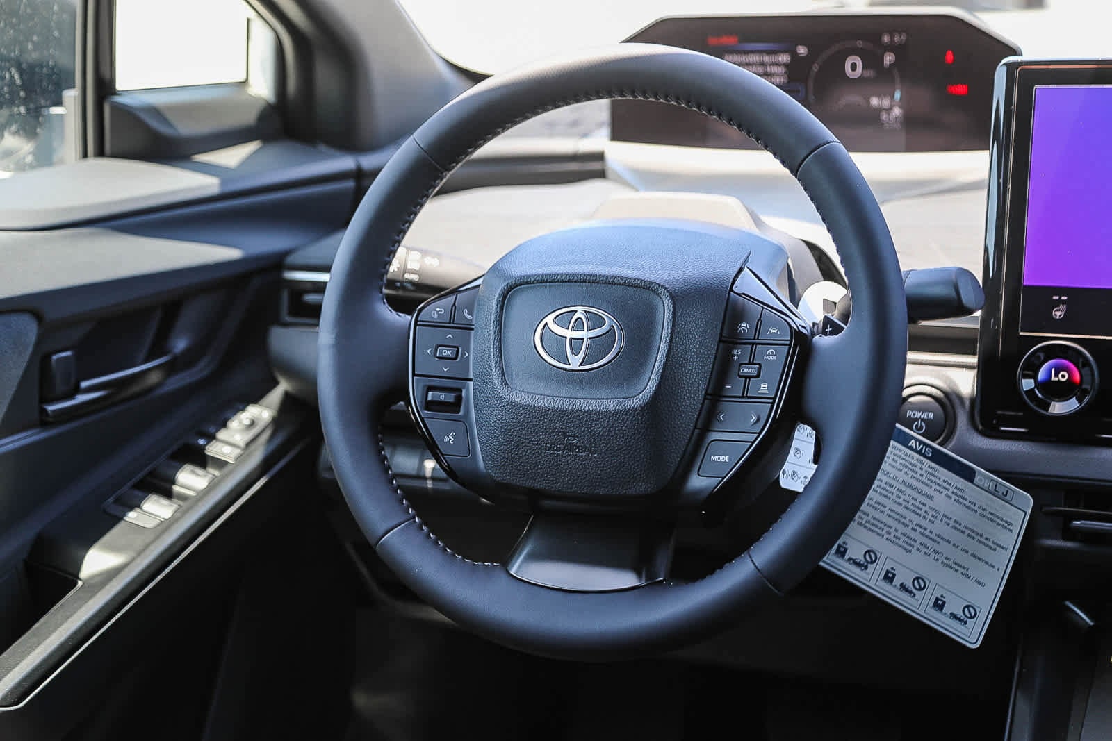Thumbnail: 2026 Toyota C-HR - 17