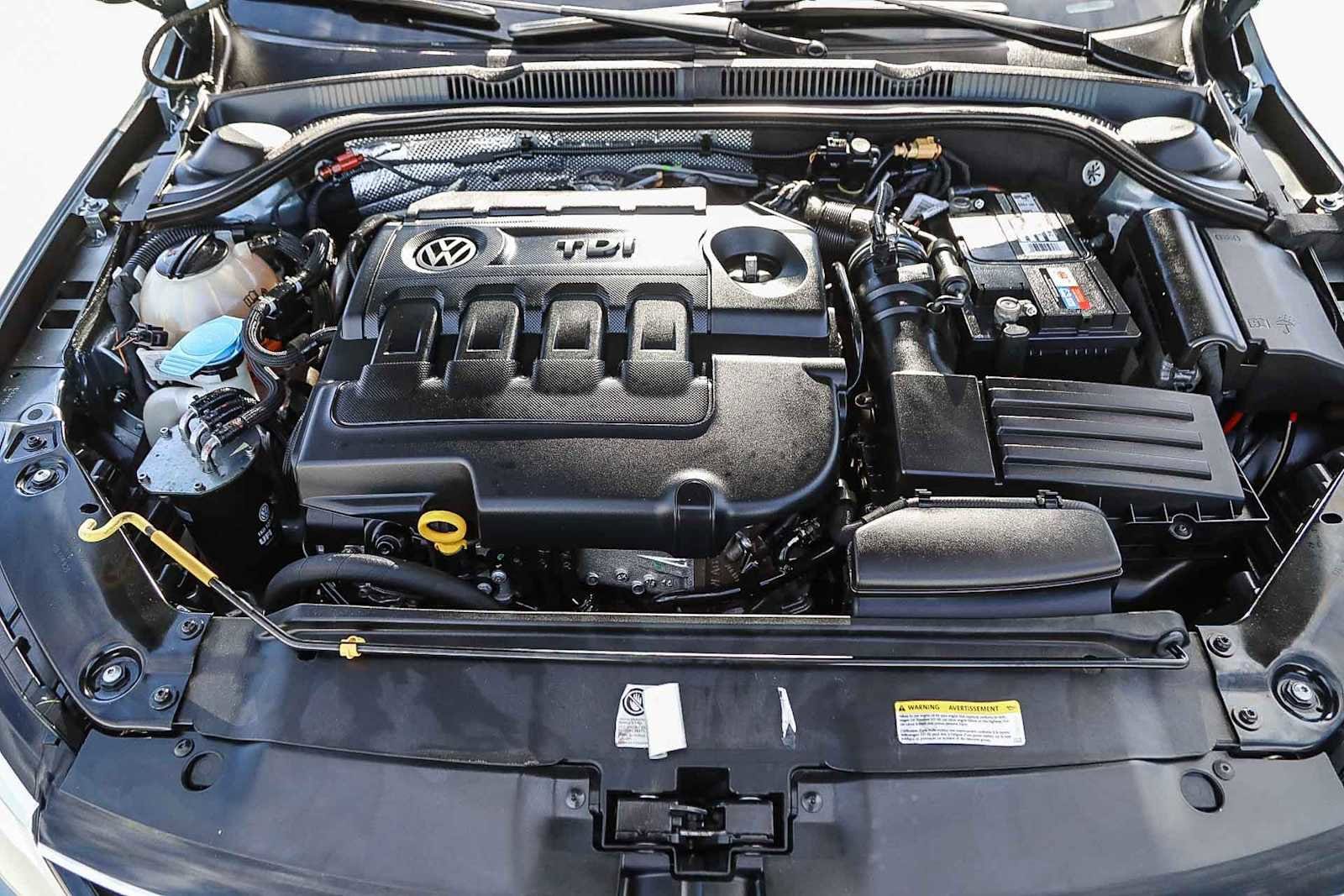 Thumbnail: 2015 Volkswagen Jetta - 26