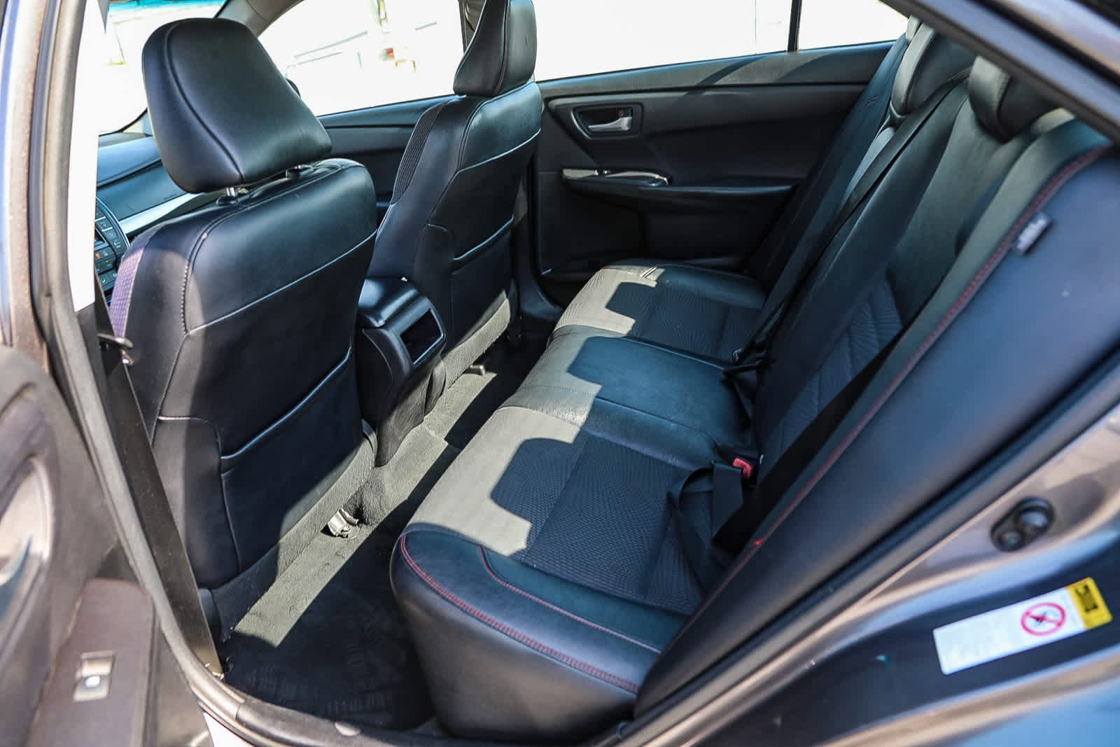 Thumbnail: 2017 Toyota Camry - 17