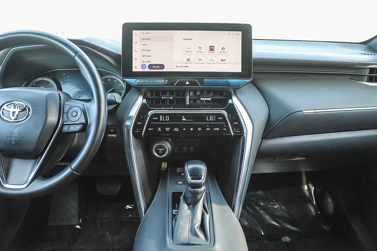 Thumbnail: 2023 Toyota Venza - 13