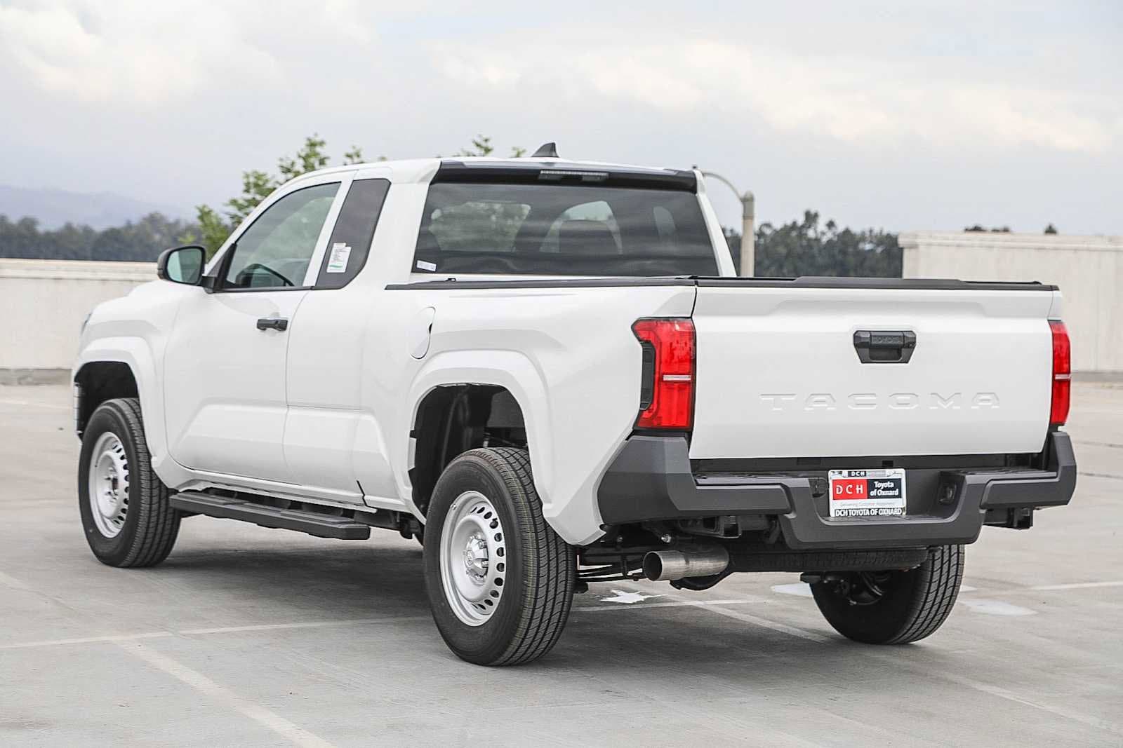 Thumbnail: 2025 Toyota Tacoma - 6