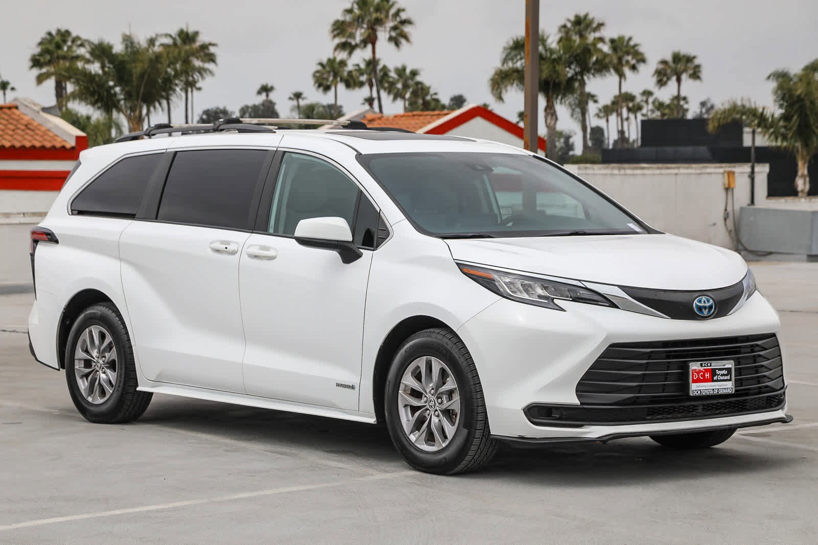 2021 Toyota Sienna LE 3