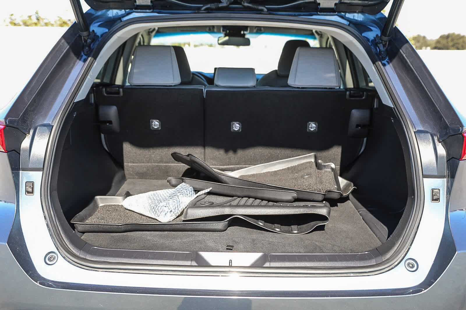 Thumbnail: 2021 Toyota Venza - 24