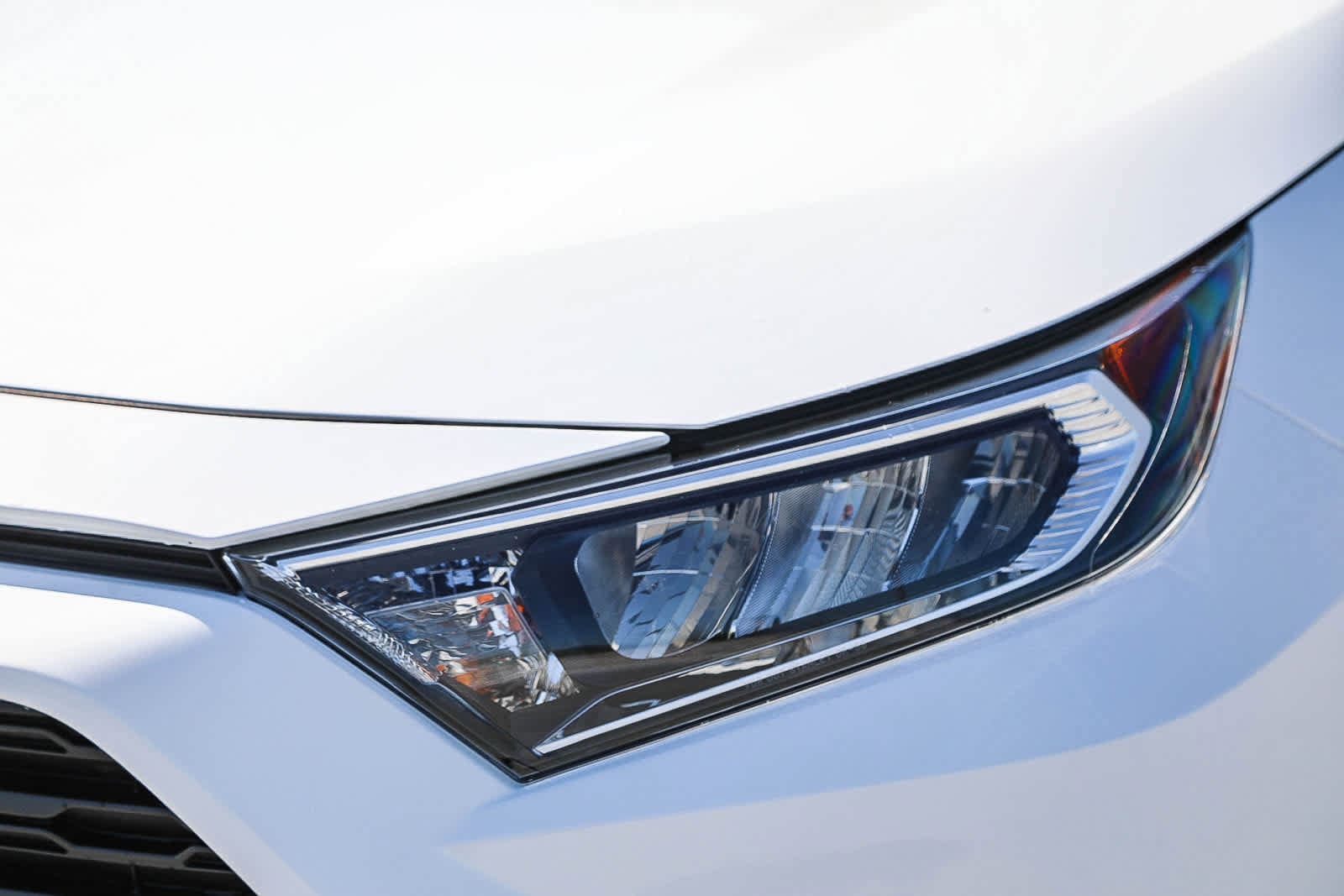 Thumbnail: 2020 Toyota RAV4 - 9