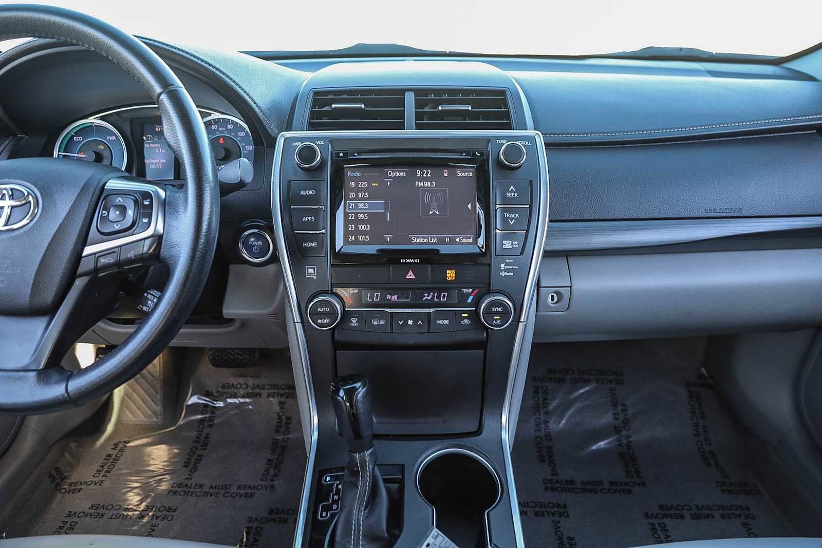 Thumbnail: 2017 Toyota Camry - 13