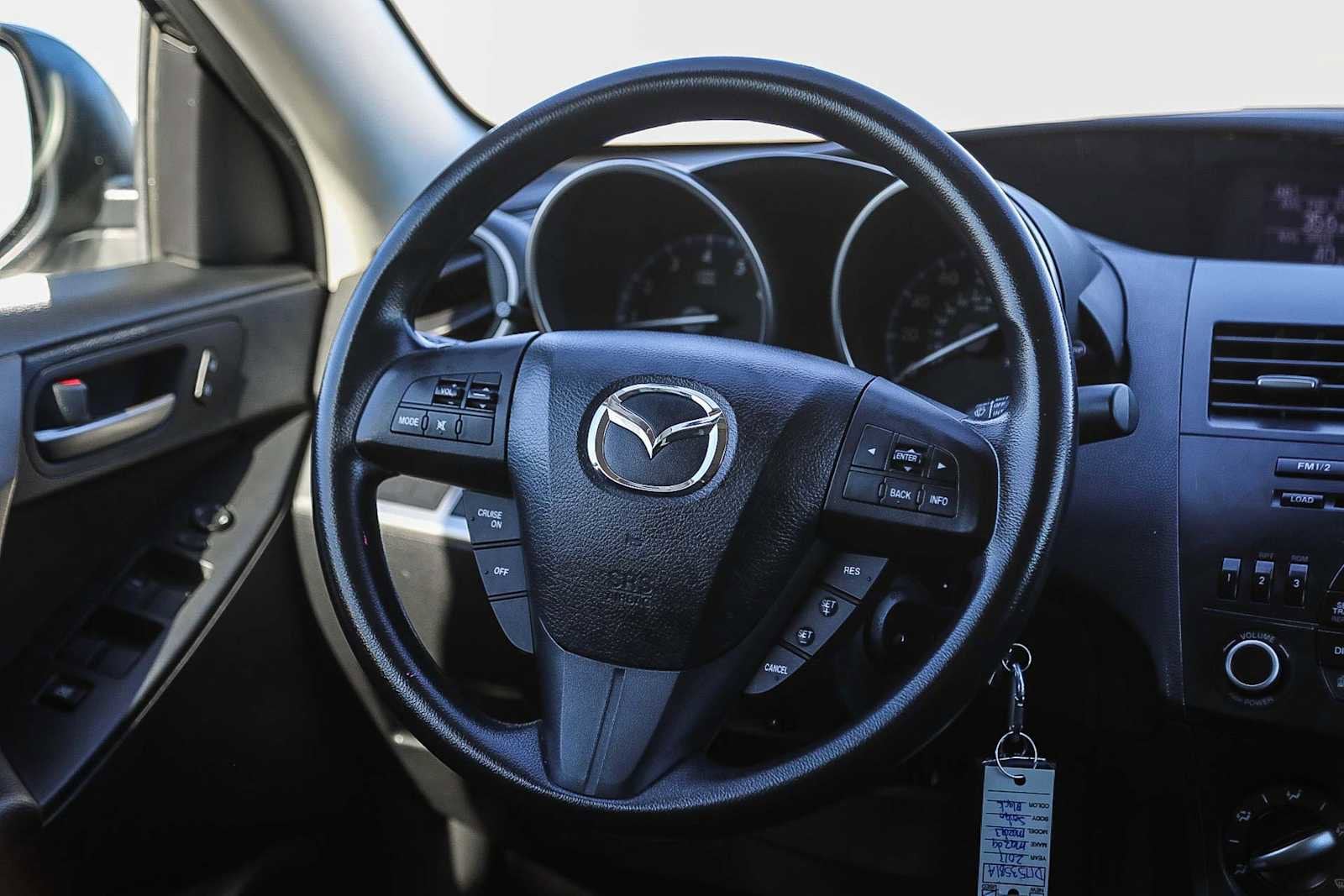 Thumbnail: 2013 Mazda Mazda3 - 13