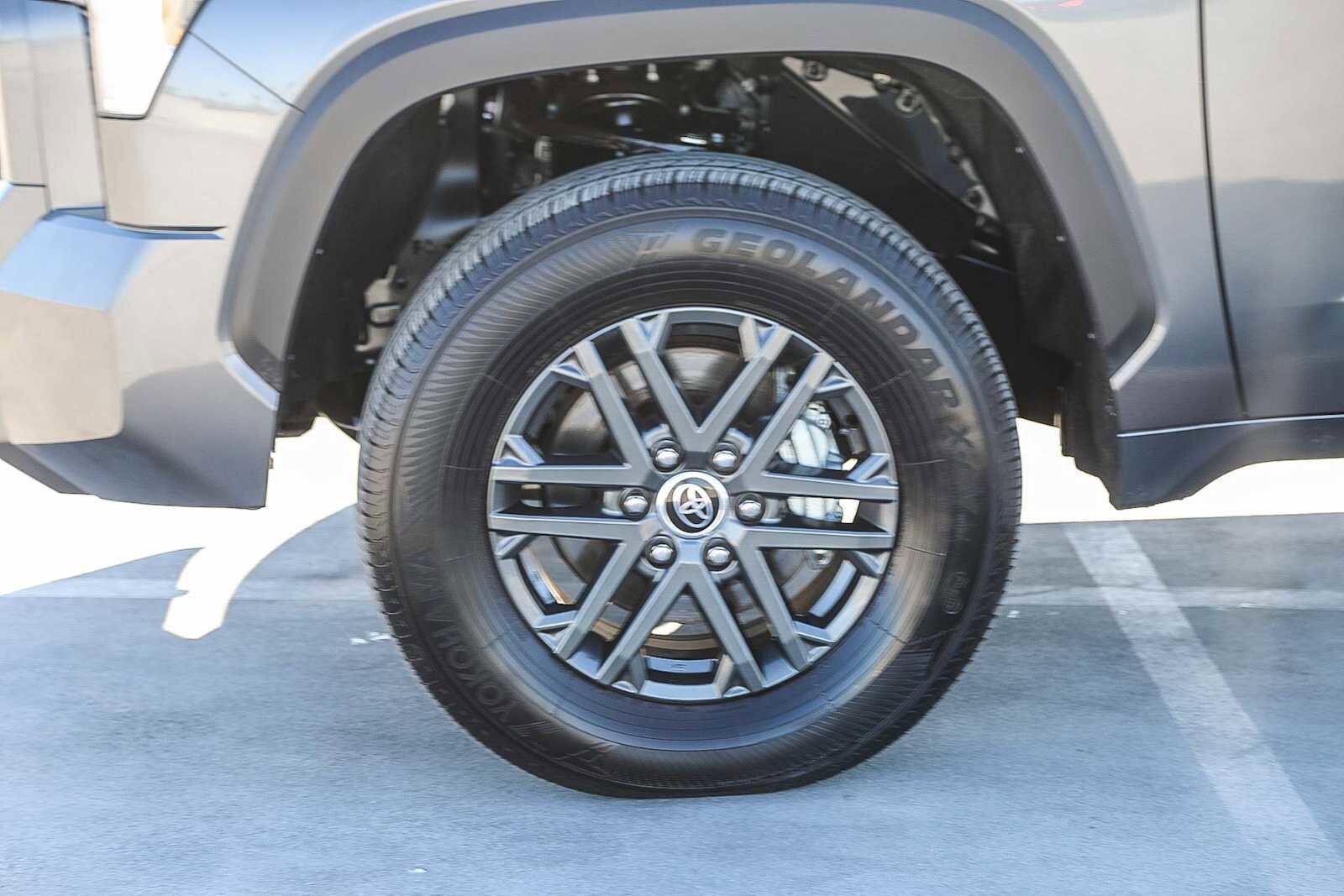 Thumbnail: 2023 Toyota Tundra - 10