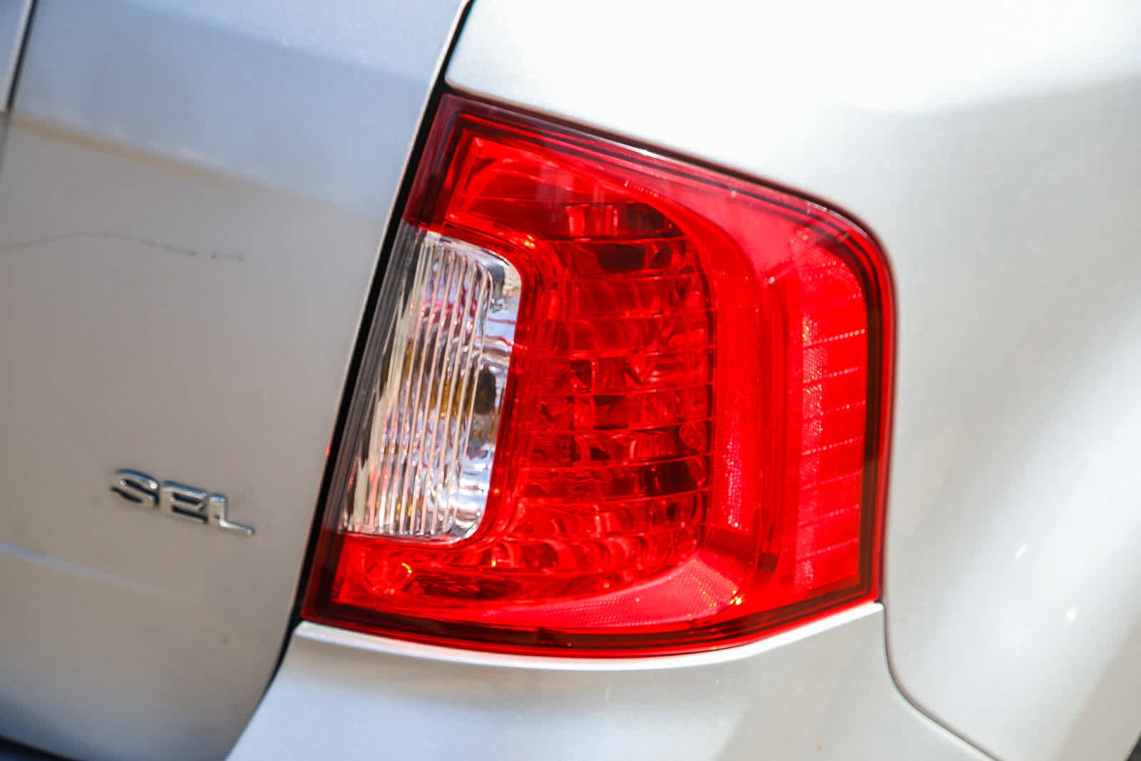 Thumbnail: 2011 Ford Edge - 12