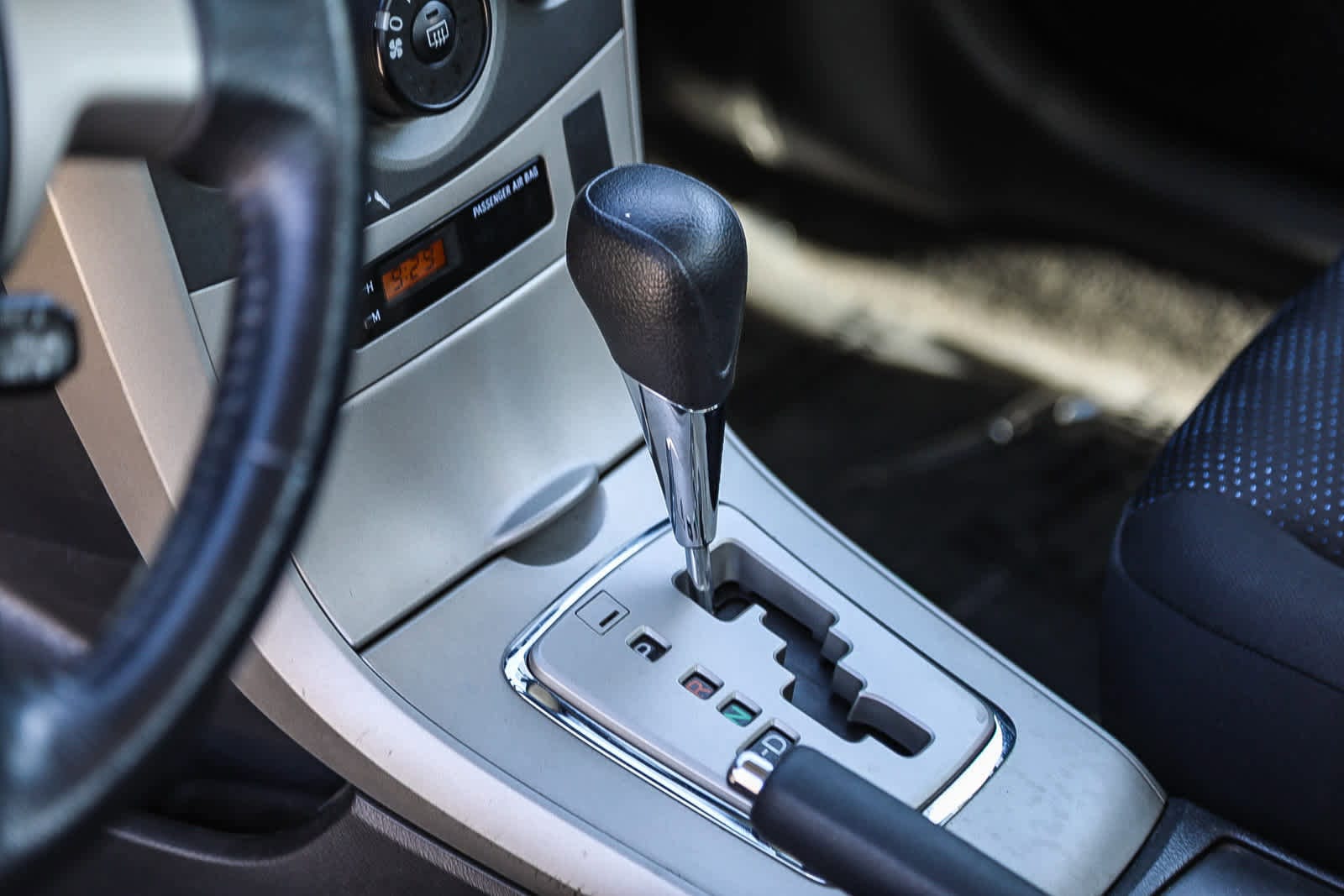 Thumbnail: 2010 Toyota Corolla - 20