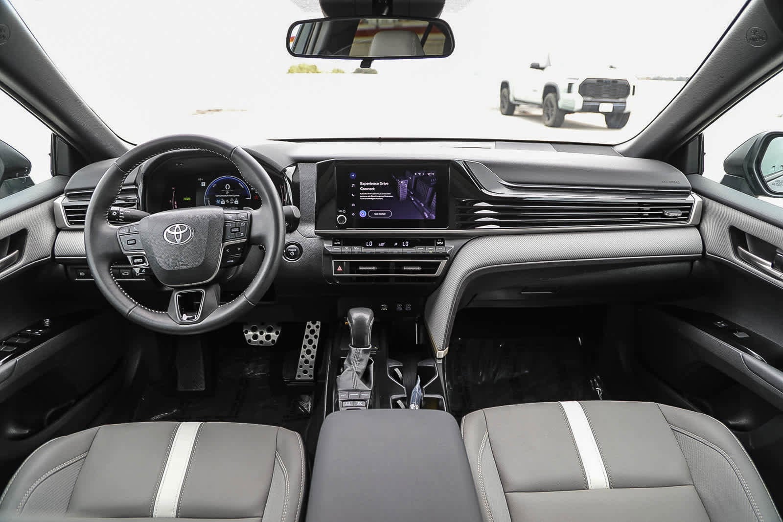 Thumbnail: 2025 Toyota Camry - 13