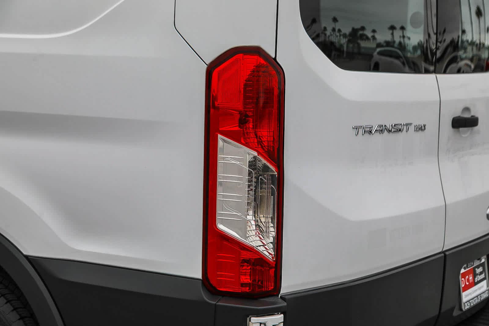Thumbnail: 2015 Ford Transit Series - 8