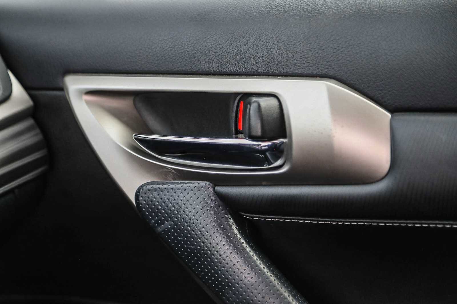 Thumbnail: 2016 Lexus CT - 22