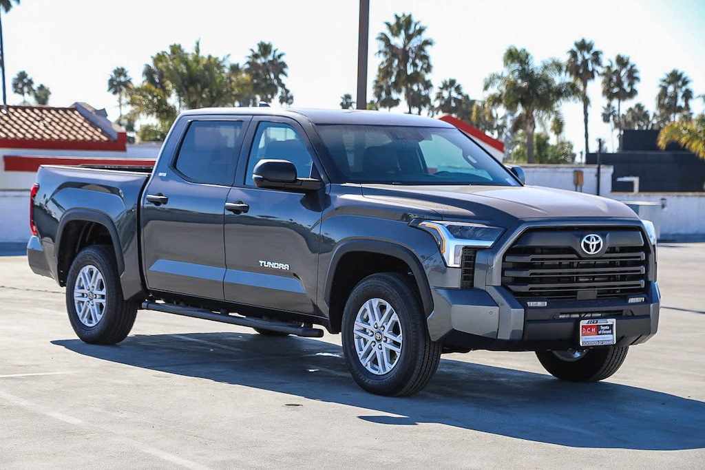 New 2026 Toyota Tundra SR5 SR5 CREWMAX 5.5