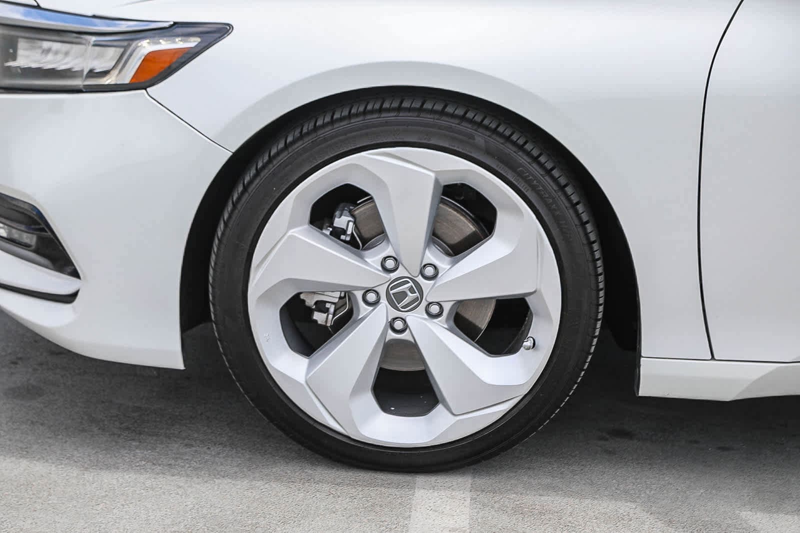 Thumbnail: 2019 Honda Accord - 10