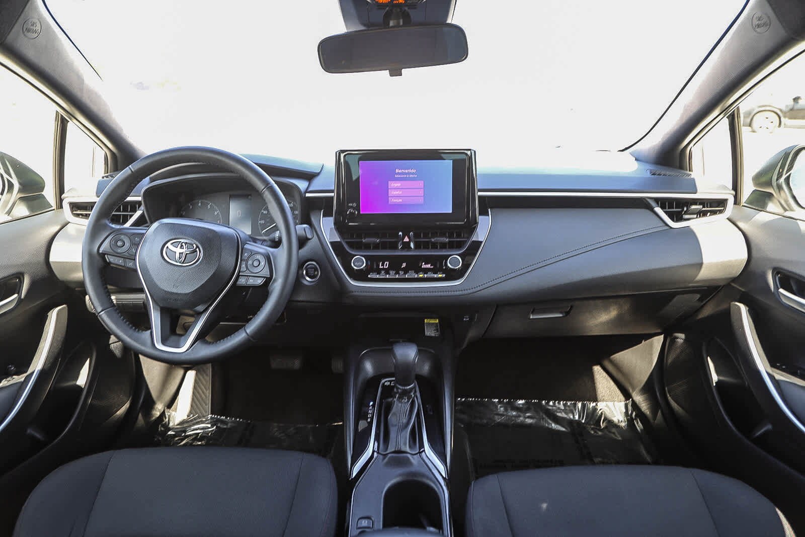 Thumbnail: 2024 Toyota Corolla - 11