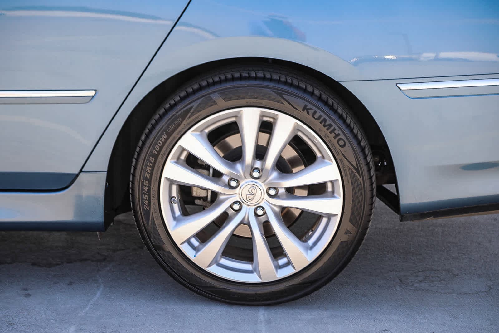Thumbnail: 2008 INFINITI M45 - 10