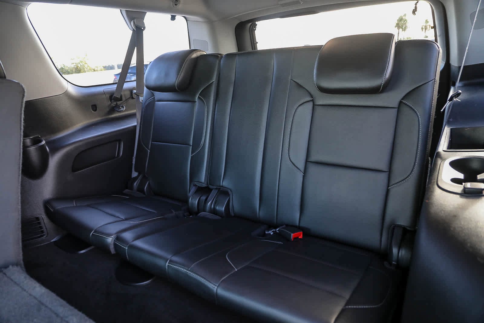 Thumbnail: 2015 Chevrolet Suburban - 18