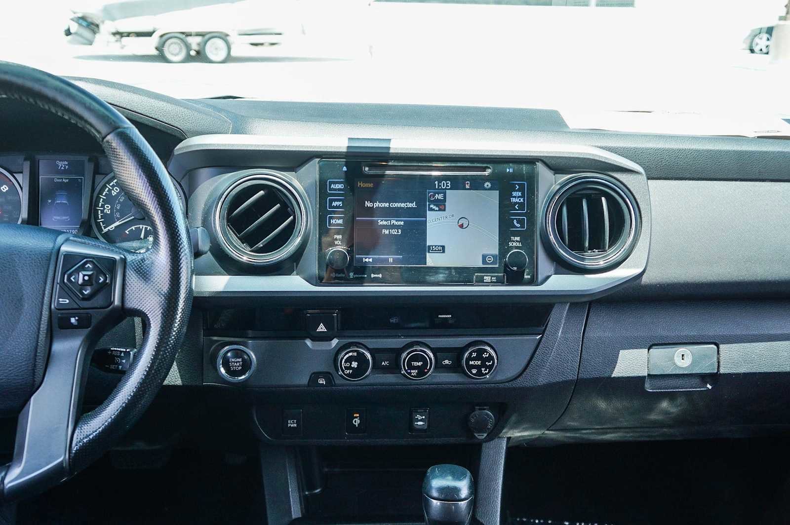 2016 Toyota Tacoma TRD Off-Road 13