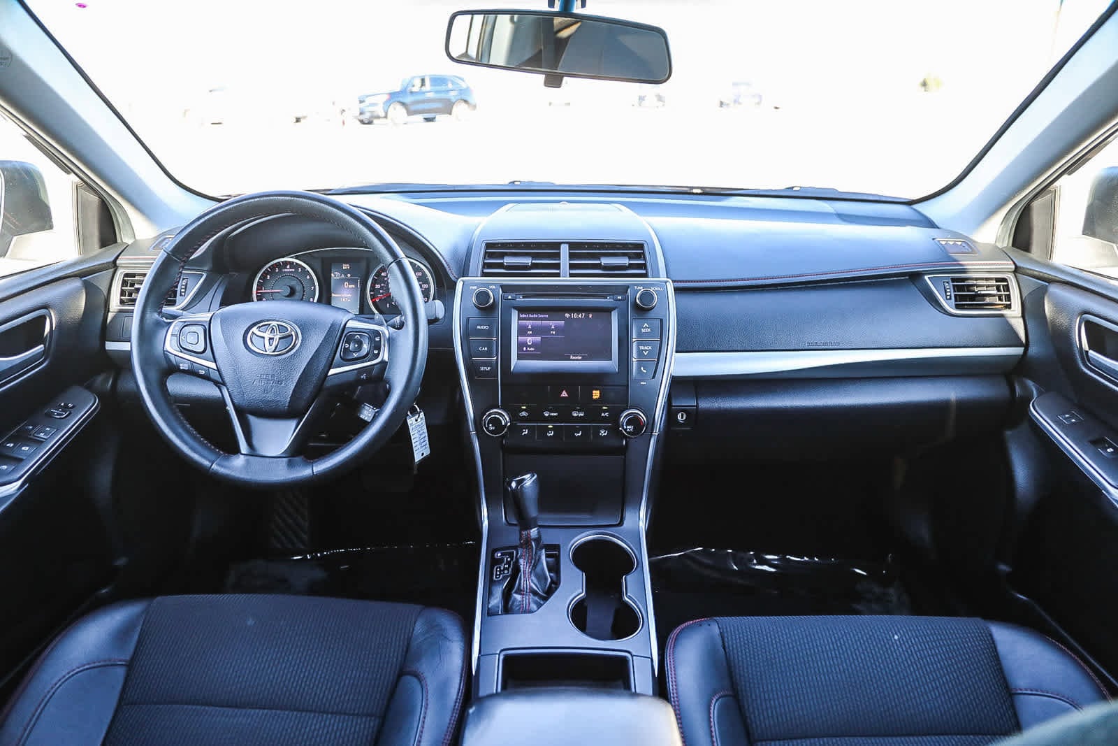 Thumbnail: 2017 Toyota Camry - 12