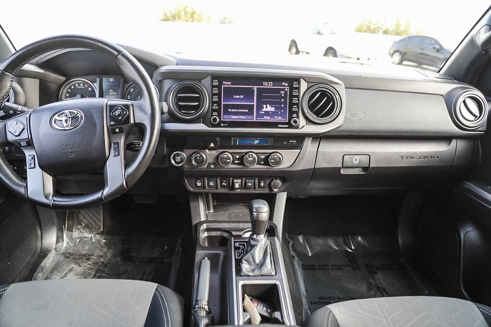 Thumbnail: 2021 Toyota Tacoma - 12