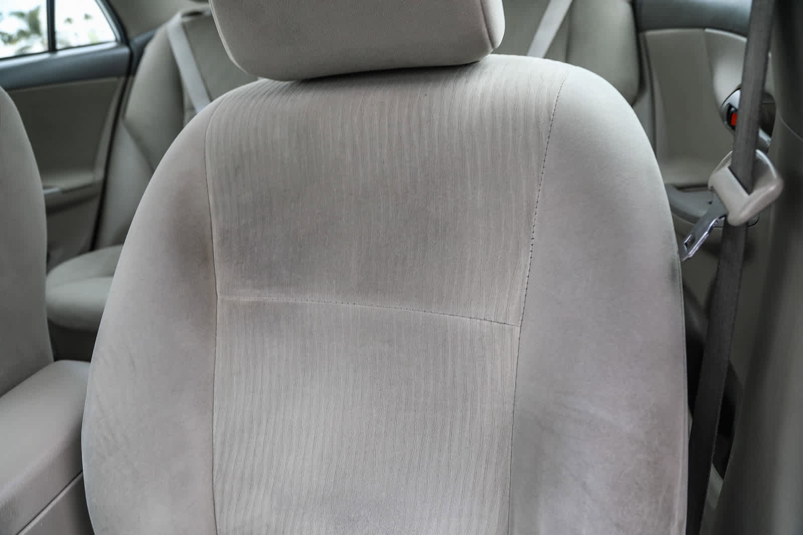Thumbnail: 2010 Toyota Corolla - 23