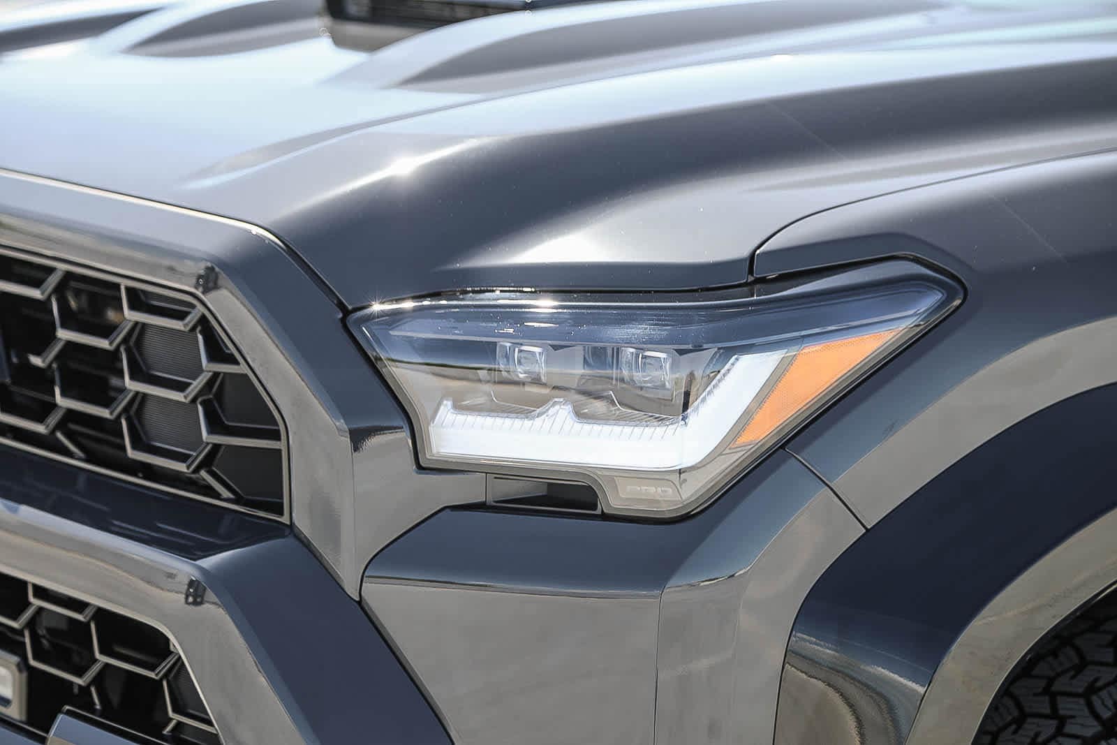 Thumbnail: 2025 Toyota 4Runner - 8