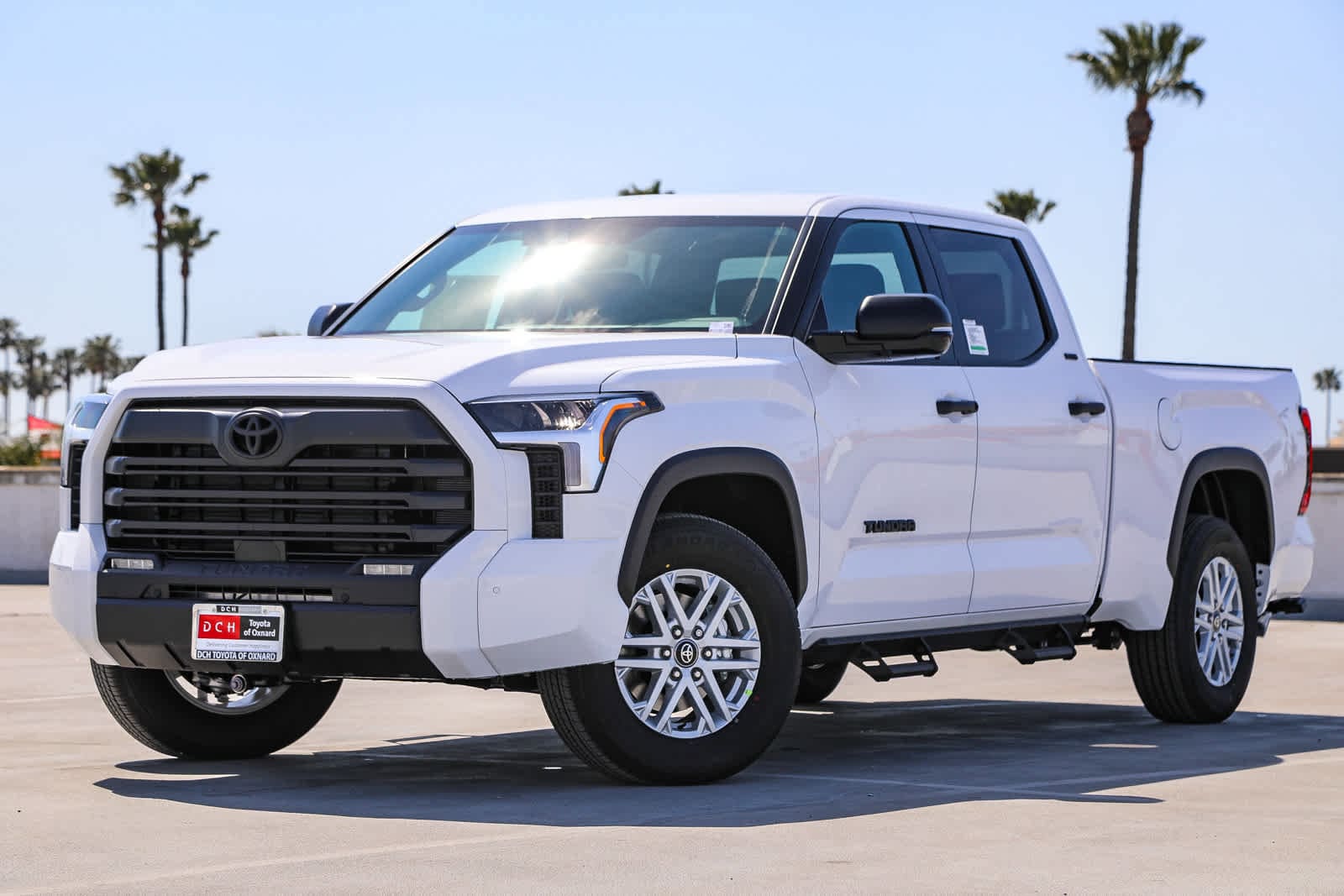 2025 Toyota Tundra SR5 -
                  Oxnard, CA