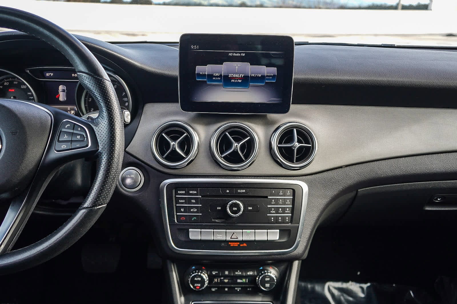 Thumbnail: 2020 Mercedes-Benz GLA - 14