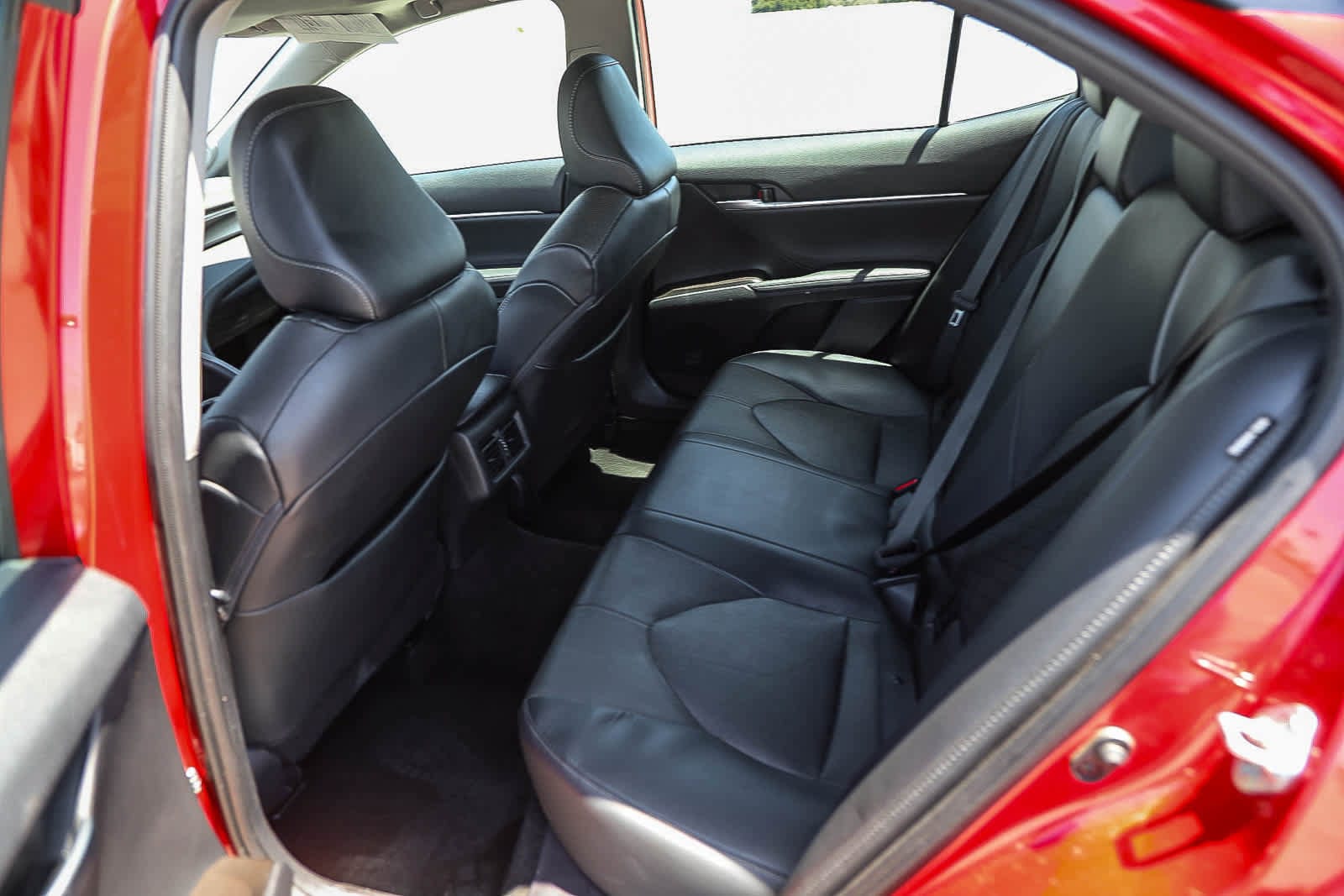 Thumbnail: 2023 Toyota Camry - 19
